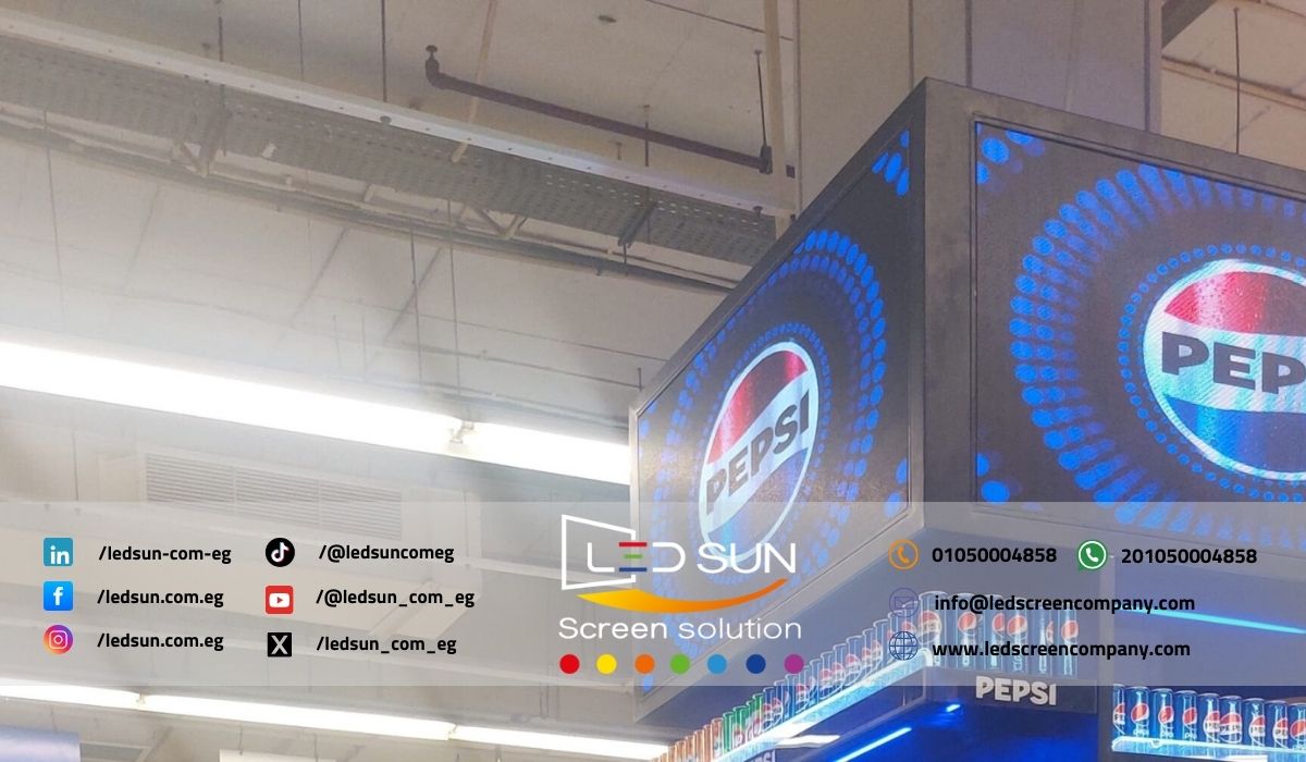 قامت أوسكار جراند ستورز في القاهرة الجديدة بالتعاون مع فريق متخصص لتركيب شاشة LED داخلية عالية الجودة لتعزز تجربة التسوق